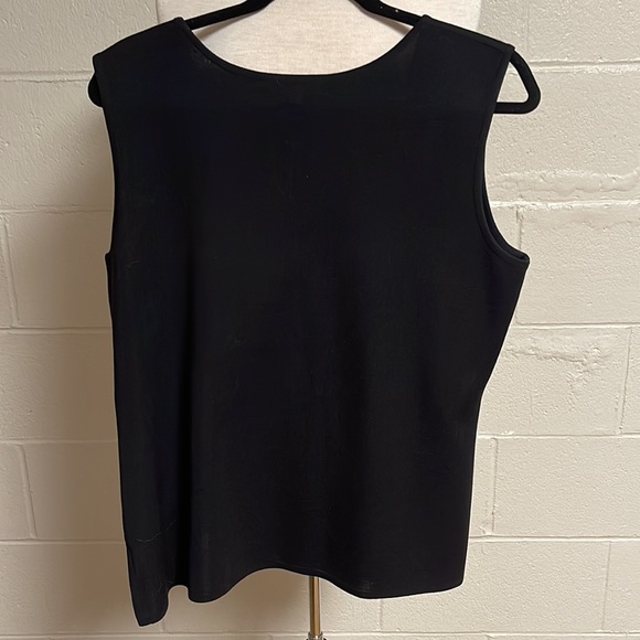 Misook tank shell top, PL, EUC - Picture 3 of 3